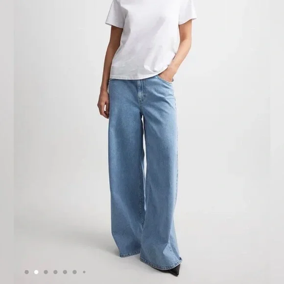 NA-KD Cotton Wide Low Waist Light Blue Jeans size US- 10(L), EU-40 - Picture 2 of 10